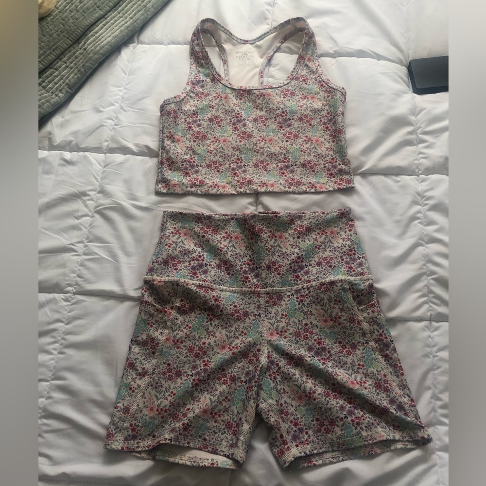 Evolution and Creation Matching Athletic Set